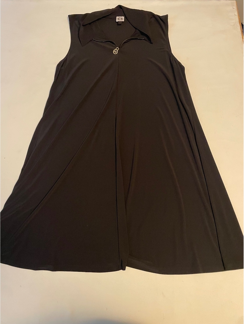 Anne Klein Black Sleeveless Zip Front Dress Size 16